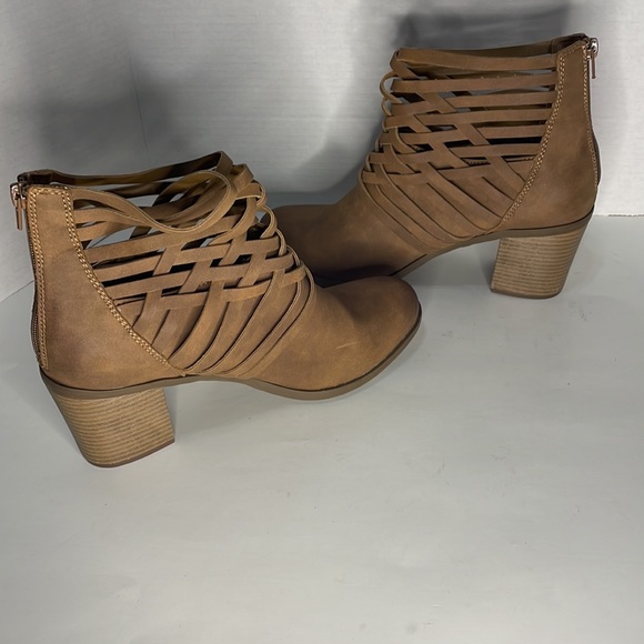 Arizona 40 Ankle Boot